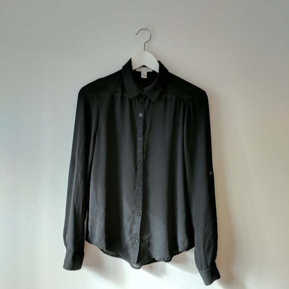 Forever 21 Tops - Essential Forever 21 Chiffon Button-up Blouse